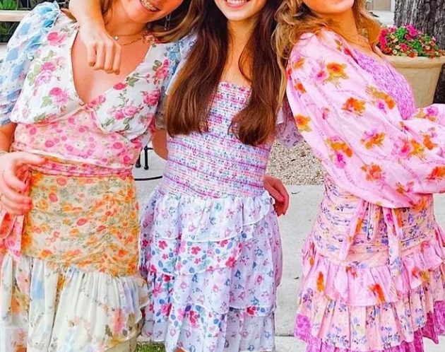 CASUAL MINI DRESSES