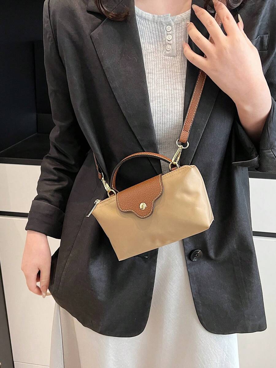 Women’s Large Capacity PVC Tote Bag Casual Shoulder Shopping Handbag Black spring 2026 collection